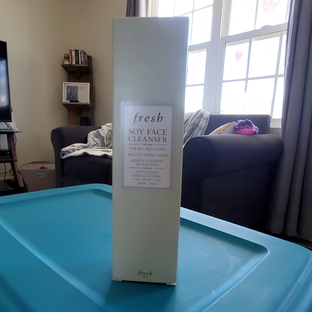 Fresh soy face cleanser